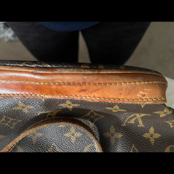 SOLD Louis Vuitton Petit Bucket Bag WITHOUT dust cover - Picture 6 of 9